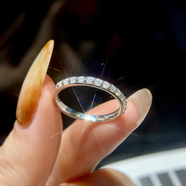Se6eff1e130b54f4380fe51a275c89560s.webp GRA Test passé Moissanite bague correspondant mari