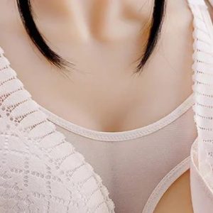 Offrez-vous un confort absolu avec notre soutien-gorge d'allaitement élégant et pratique !